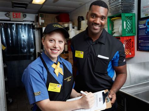 waffle house worker video